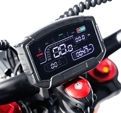 GT54 elektrinis motociklas 1000W – LCD ekranas ant vairo su greičio, baterijos lygio ir važiavimo informacijos rodymu realiu laiku